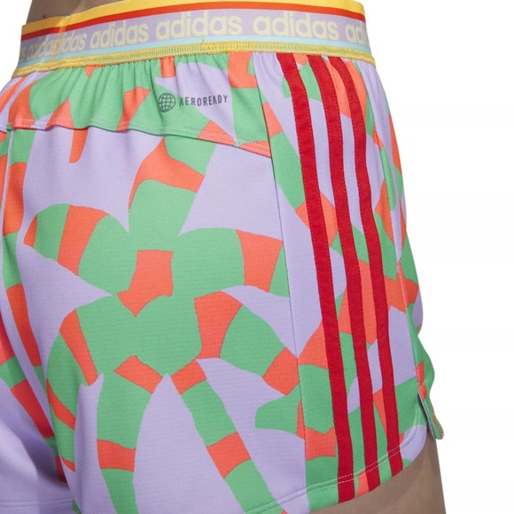 *NEW* FARM RIO X ADIDAS TROPICAL PACER TRAINING SHORTS MEDIUM - Picture 3 of 8